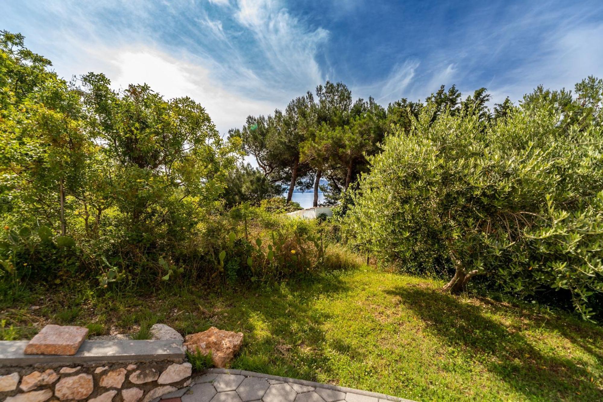 Apartments Oleander Kricin Baska  Exterior photo