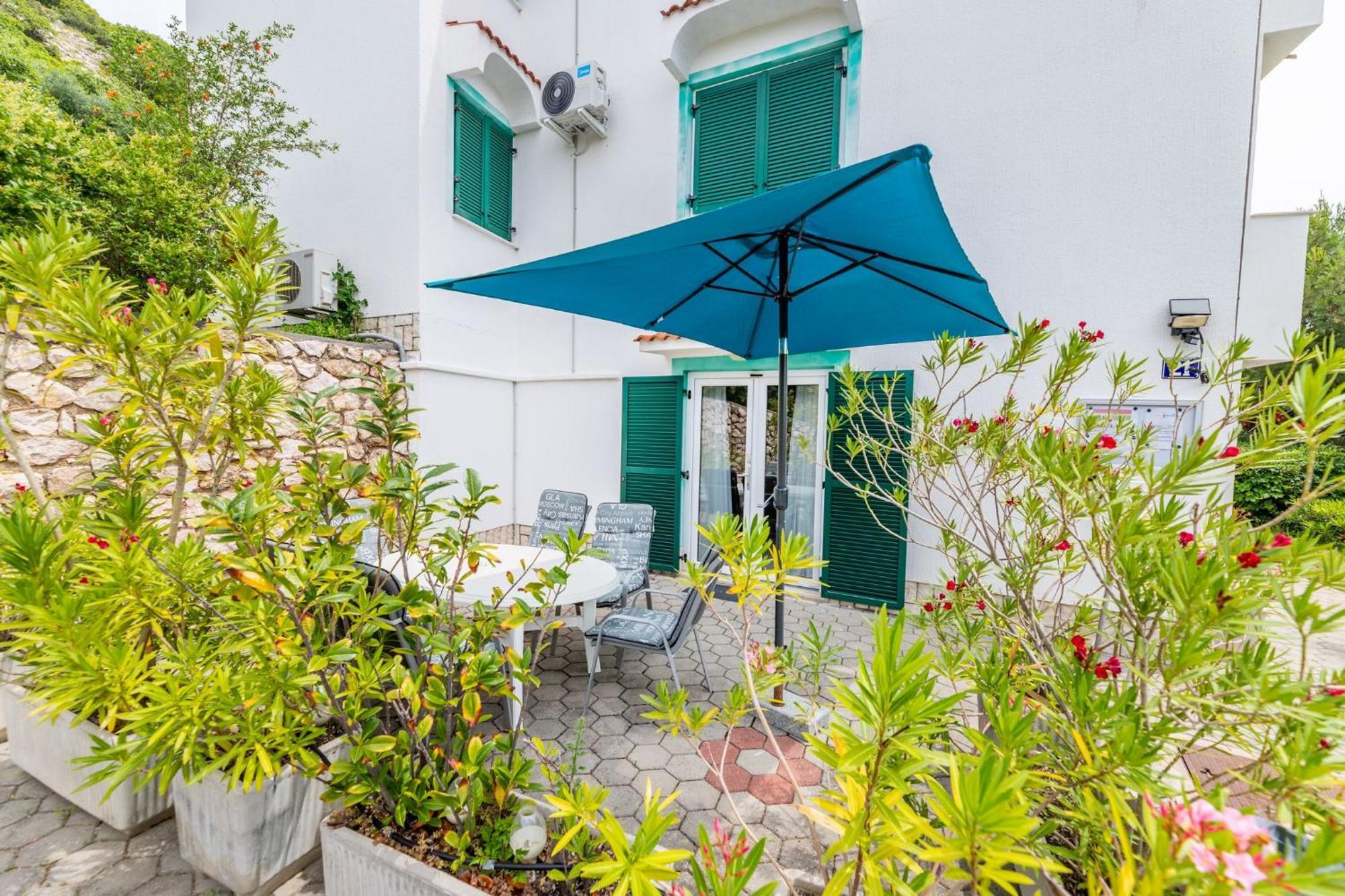 Apartments Oleander Kricin Baska  Exterior photo